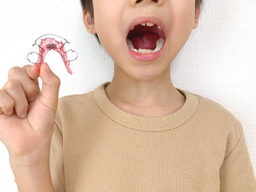 成長期を活かした顎の発育誘導